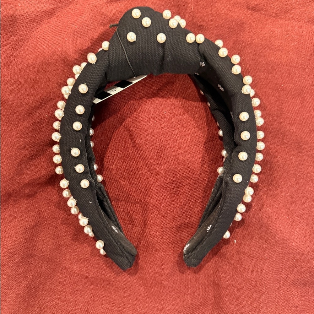 Lele Sadoughi Black Headband with Pearl Accents